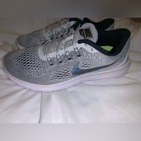 Nike Free Run White/Black-Pure Platinum - Picture 8 of 8